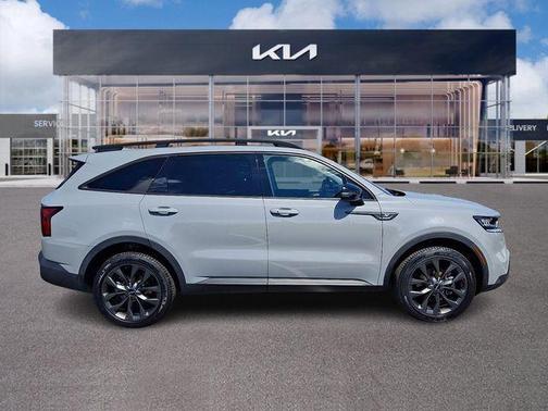 Wolf Gray 2023 Kia Sorento X-Line EX