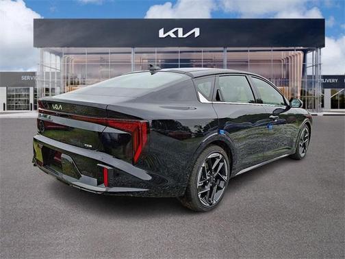 2025 Kia K4 GT-Line