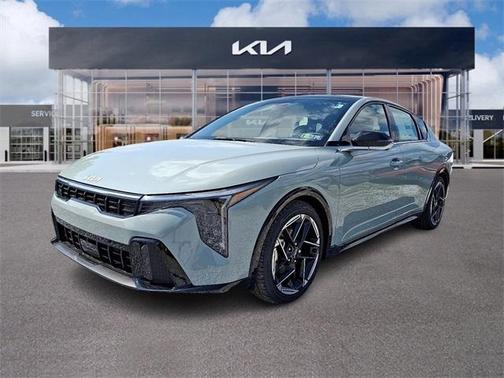 2025 Kia K4 GT-Line