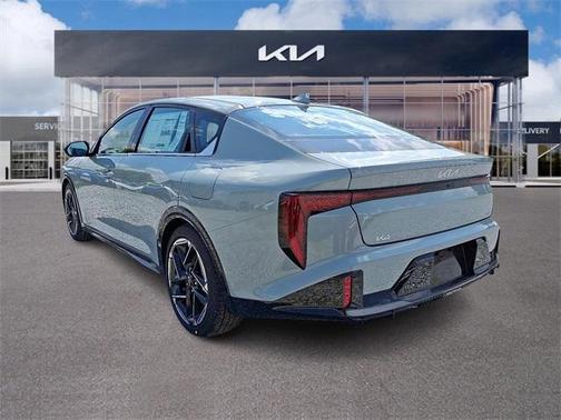 2025 Kia K4 GT-Line