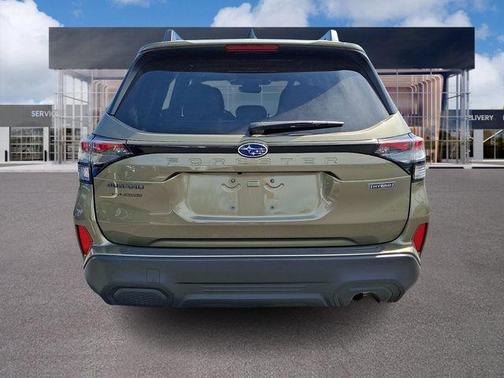 Autumn Green Metallic 2025 Subaru Forester Hybrid