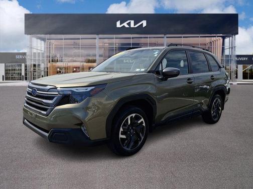 Autumn Green Metallic 2025 Subaru Forester Hybrid