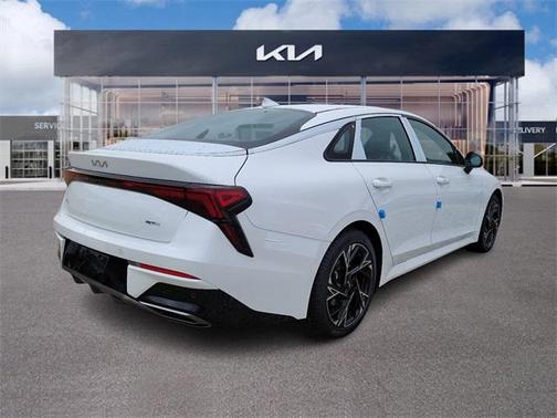 2025 Kia K5 GT-Line