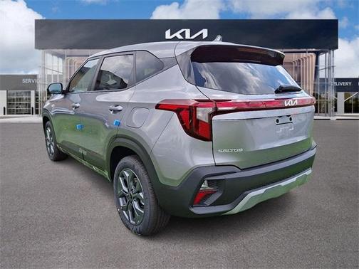2025 Kia Seltos LX