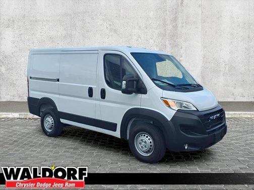 2025 RAM ProMaster 1500 Low Roof