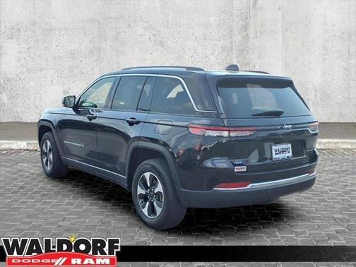 2023 Jeep Grand Cherokee 4xe Base