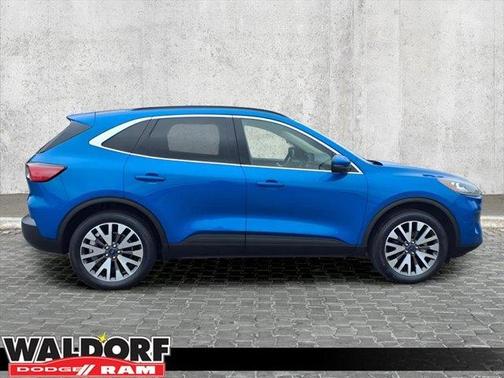2020 Ford Escape Titanium