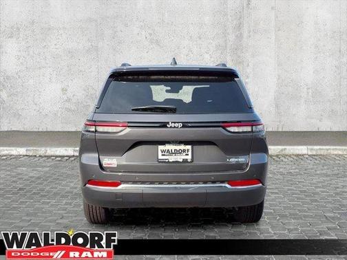 2025 Jeep Grand Cherokee Laredo X
