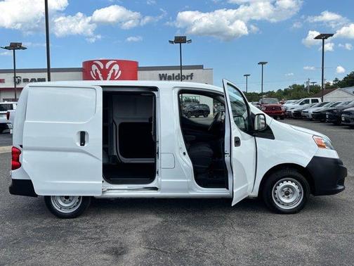2019 Nissan NV200 S