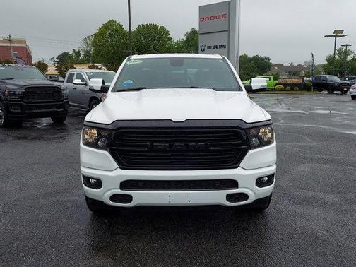 Photo 2 of 32 of 2020 RAM 1500 Big Horn