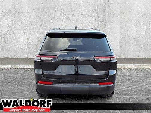 2021 Jeep Grand Cherokee L Laredo