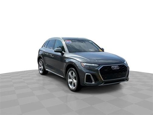 2023 Audi Q5 45 S line Prestige