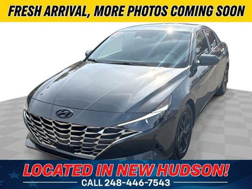 2022 Hyundai ELANTRA SEL