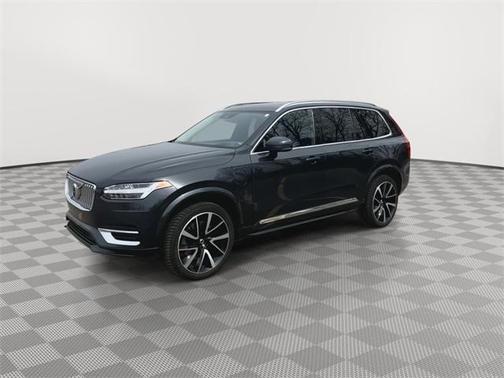 2022 Volvo XC90 Recharge Plug-In Hybrid T8 Inscription Expression 7 Passenger