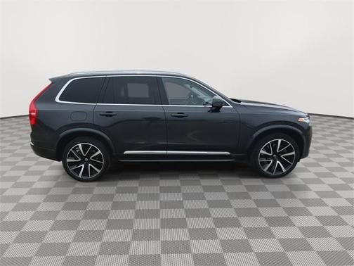 2022 Volvo XC90 Recharge Plug-In Hybrid T8 Inscription Expression 7 Passenger