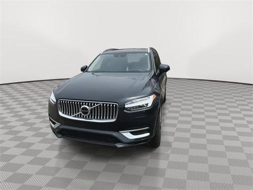 2022 Volvo XC90 Recharge Plug-In Hybrid T8 Inscription Expression 7 Passenger