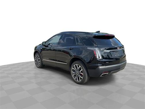 2022 Cadillac XT5 Sport