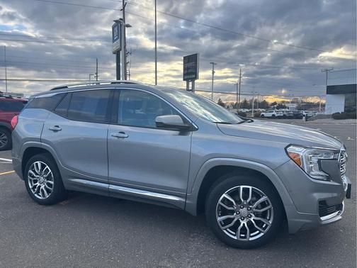 2024 GMC Terrain Denali