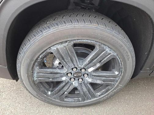 2026 GMC Acadia Elevation AWD