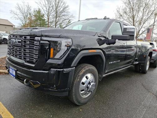 2025 GMC Sierra 3500 Denali