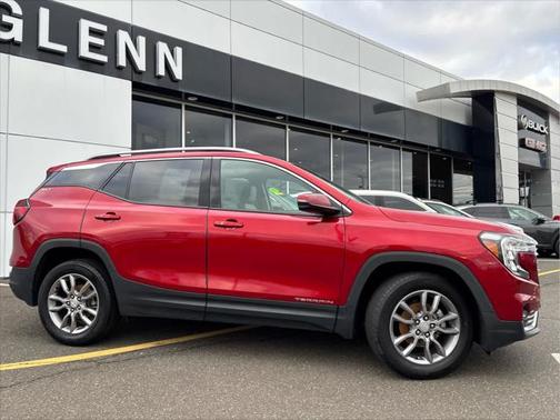 2022 GMC Terrain SLT