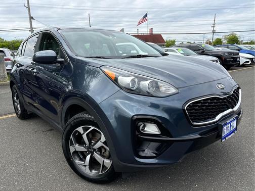 Pacific Blue 2022 Kia Sportage LX