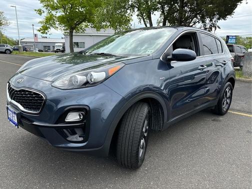 Pacific Blue 2022 Kia Sportage LX