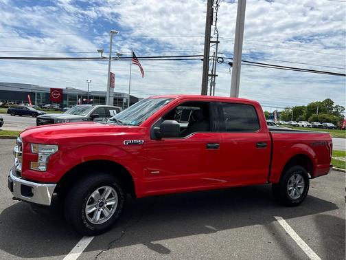 Race Red 2016 Ford F-150 XLT