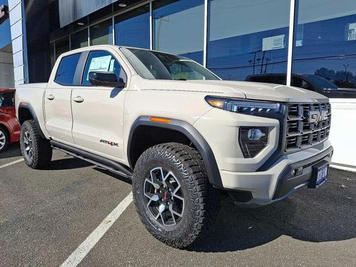 2026 GMC Canyon AT4X