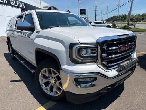 White Frost Tricoat 2018 GMC Sierra 1500 SLT