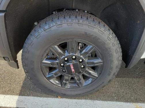 2025 GMC Sierra 2500 AT4