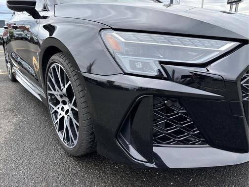 mythos black metallic 2026 Audi RS 3 TFSI quattro S tronic