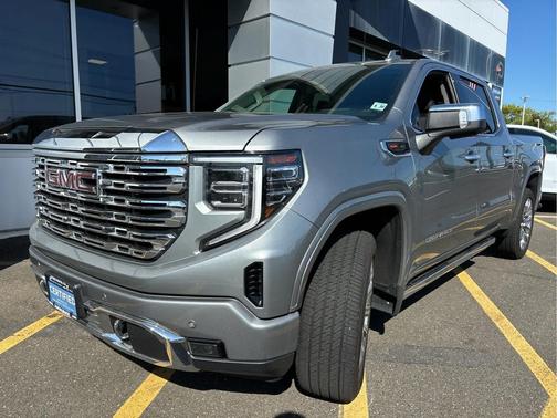 Sterling Metallic 2025 GMC Sierra 1500 Denali