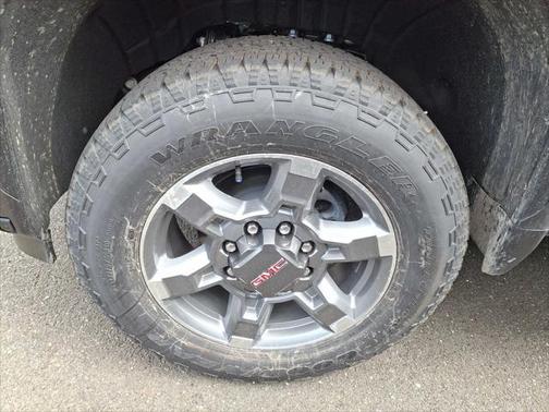2025 GMC Sierra 2500 SLT