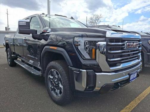 2025 GMC Sierra 2500 SLT