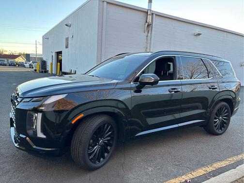 2024 Hyundai PALISADE Calligraphy Night Edition