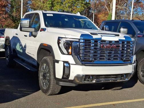 2025 GMC Sierra 2500 Denali
