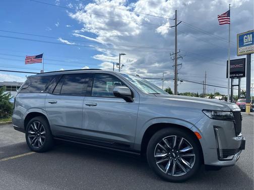 Argent Silver Metallic 2023 Cadillac Escalade Sport Platinum
