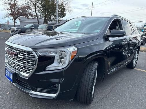 2023 GMC Terrain Denali
