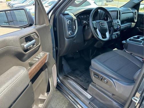 Dark Sky Metallic 2021 GMC Sierra 1500 SLE