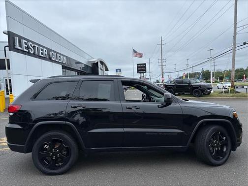 2019 Jeep Grand Cherokee Upland