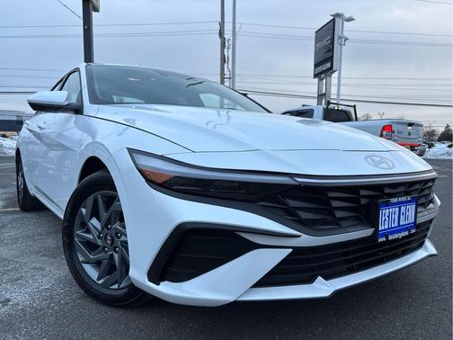 2025 Hyundai ELANTRA HEV Blue