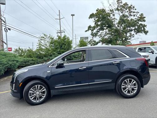 2022 Cadillac XT5 Premium Luxury