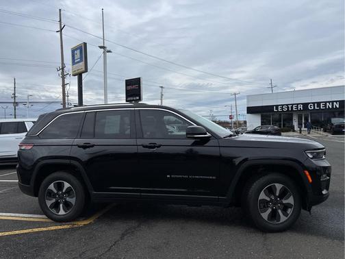 2022 Jeep Grand Cherokee 4xe Base