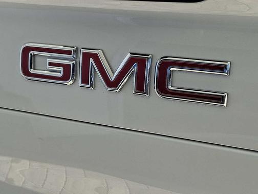 2026 GMC Sierra EV Standard Range Elevation