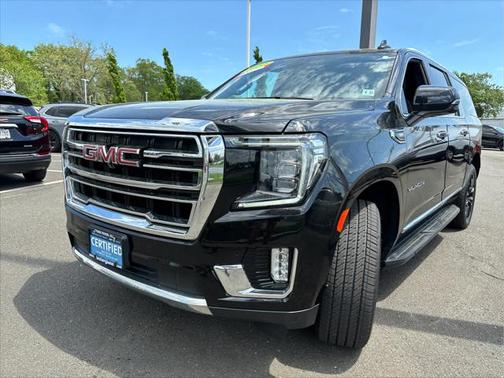 2022 GMC Yukon XL SLT