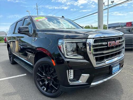 2022 GMC Yukon XL SLT