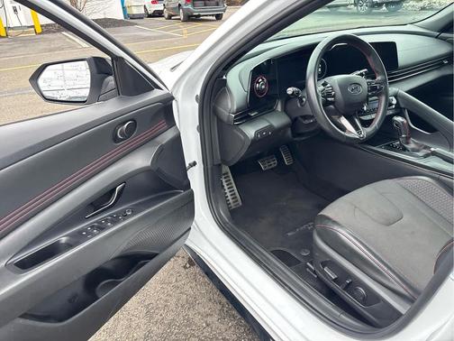 Ceramic White 2023 Hyundai ELANTRA N Line