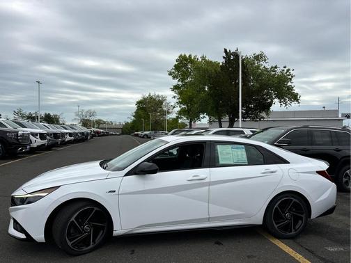 Ceramic White 2023 Hyundai ELANTRA N Line