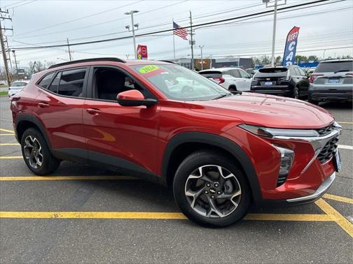 2024 Chevrolet Trax LT